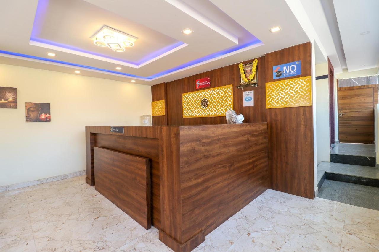 Oyo 36197 Royal Wood Hotel Bangalore Bagian luar foto