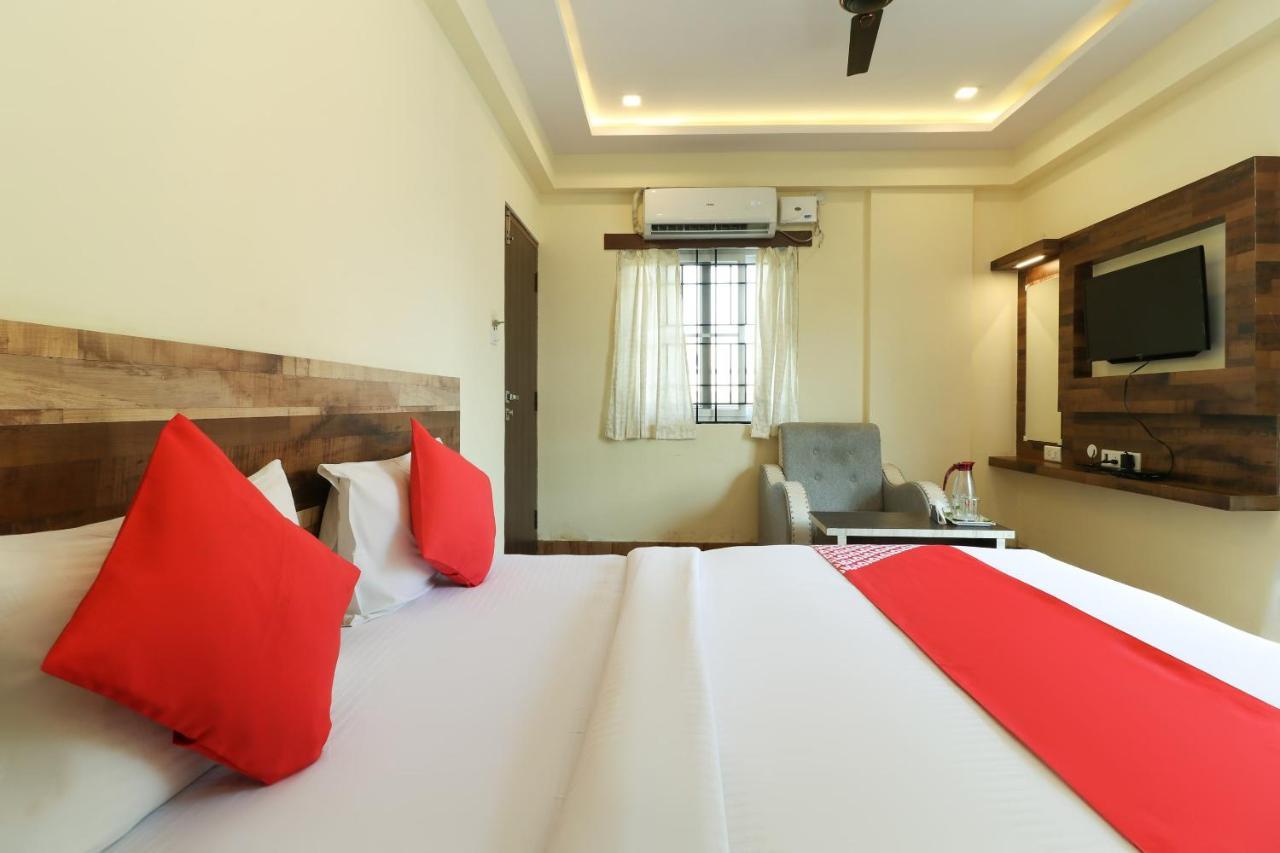 Oyo 36197 Royal Wood Hotel Bangalore Bagian luar foto